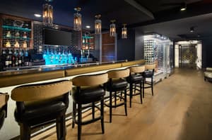 thumbnail: Bar (on property)