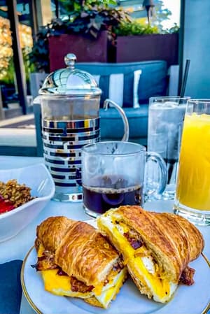 thumbnail: Breakfast meal