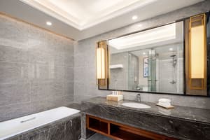 thumbnail: Deep soaking bathtub