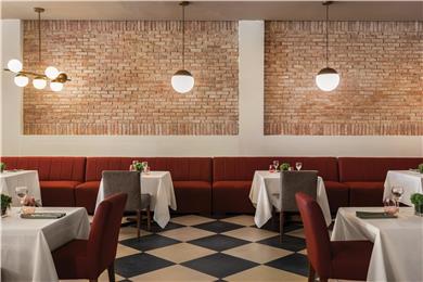 Dining,Dining Area,Restaurant,On-Site