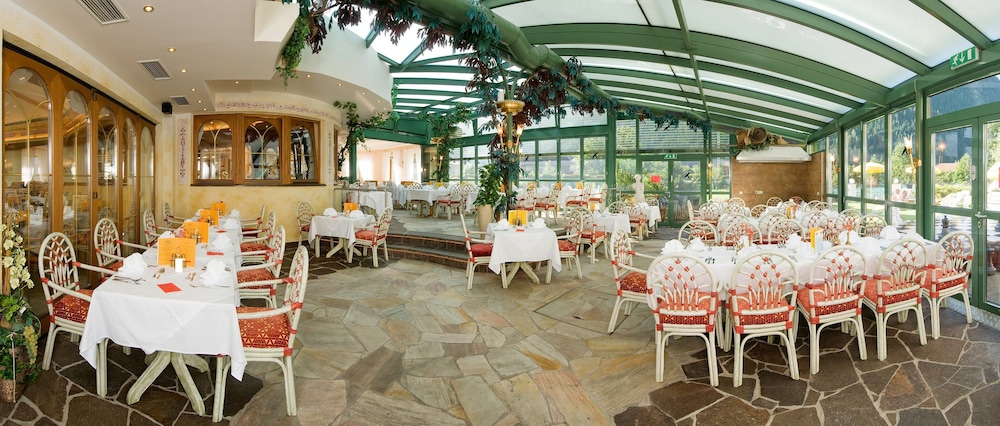 Restaurant-cafeteria