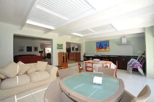 thumbnail: Breakfast area