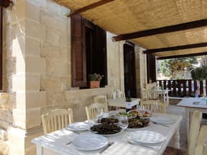 thumbnail: Terrace/patio