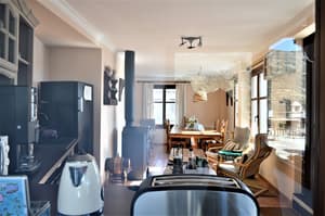 thumbnail: Interior detail