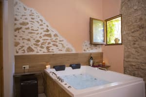 thumbnail: Private spa tub