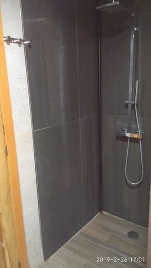 thumbnail: Bathroom shower