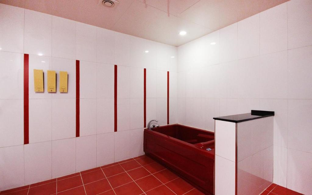 d2cb46fa35d24625ab3cf54809f84dc0.jpg