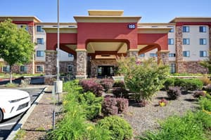 thumbnail: Exterior