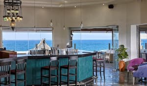 thumbnail: Bar (on property)