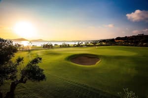 thumbnail: Golf