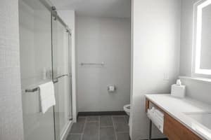 thumbnail: Bathroom shower