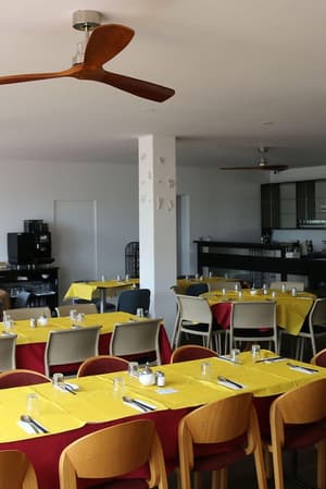 thumbnail: Breakfast area