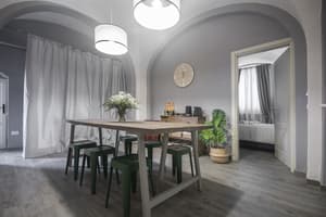 thumbnail: Interior
