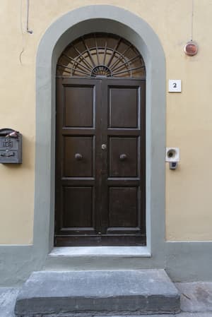thumbnail: Property entrance