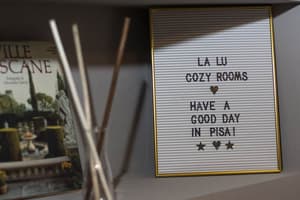 thumbnail: Interior detail