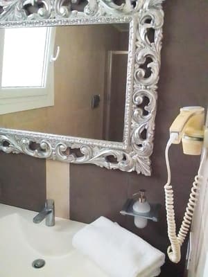 thumbnail: f611800a1f5c12bfdef424deb13bf5b3.jpg