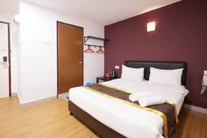 thumbnail: Room