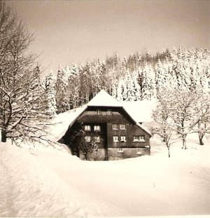 thumbnail: Exterior