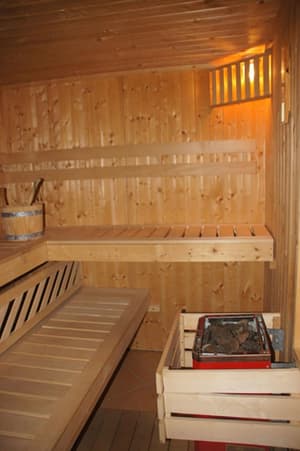 thumbnail: Sauna