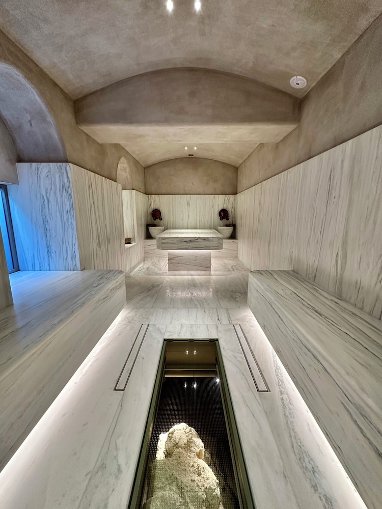 Steam room