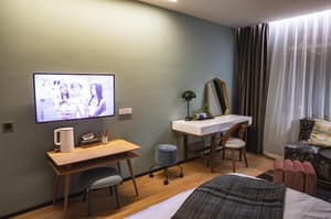 thumbnail: Room