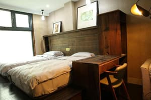 thumbnail: Room