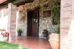 thumbnail: Interior detail