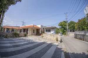 thumbnail: Exterior