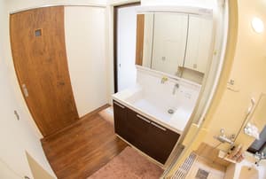 thumbnail: Bathroom sink