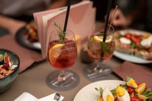 thumbnail: Bar (on property)
