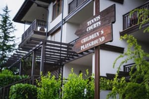 thumbnail: Courtyard