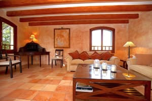 thumbnail: Dining room