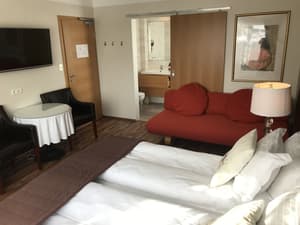 thumbnail: Room