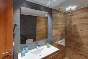 thumbnail: Interior detail