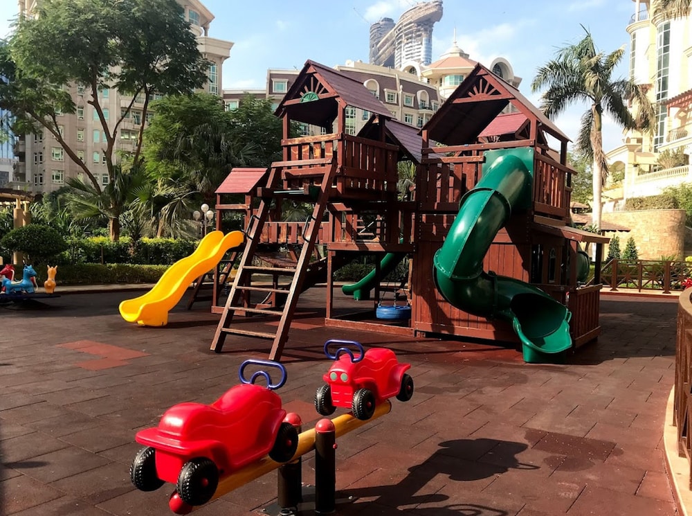 Children's play area - outdoor