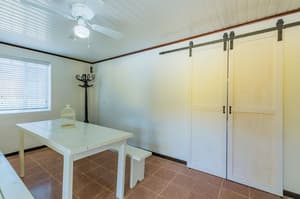 thumbnail: In-room dining
