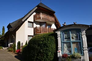 thumbnail: Exterior