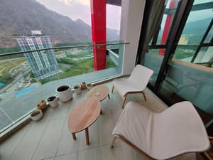 thumbnail: c4c1e2d16f214a3bed01d57af1798b72.jpg