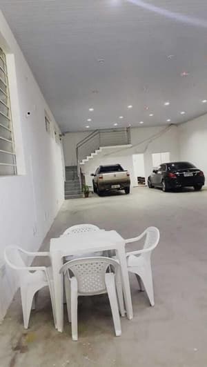 thumbnail: Interior entrance