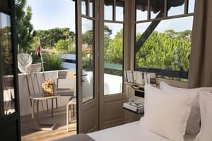 thumbnail: Balcony