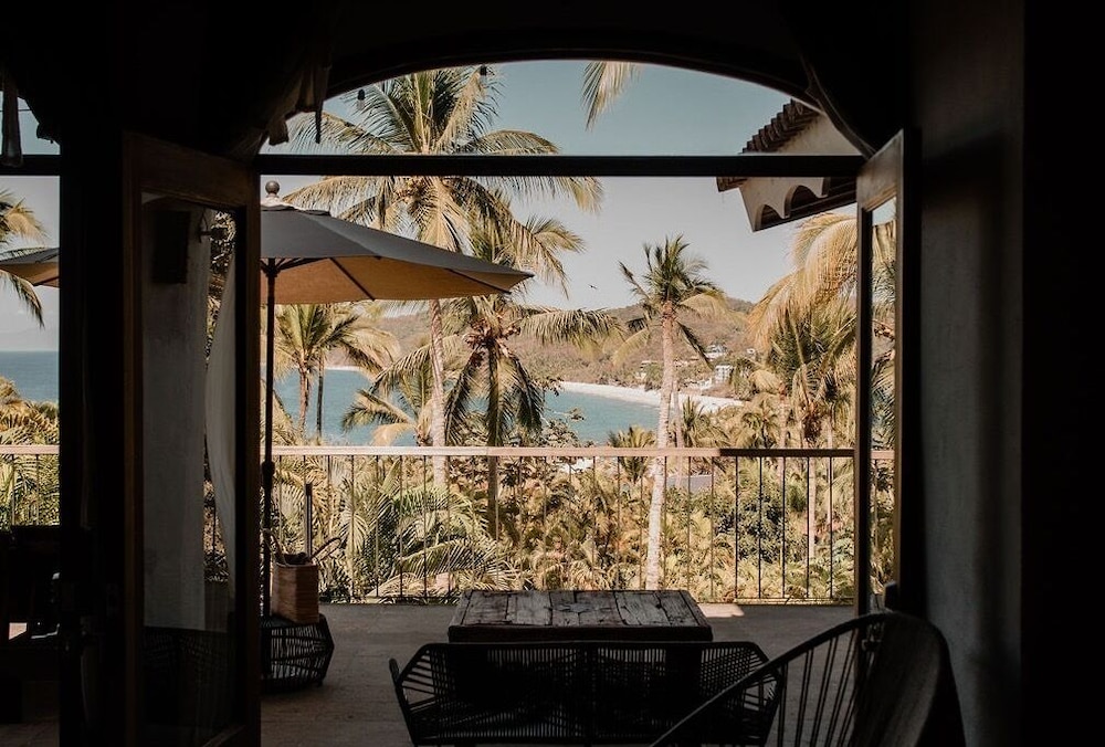 Beach/ocean view