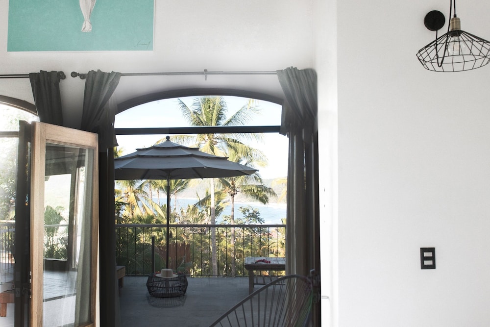 Beach/ocean view