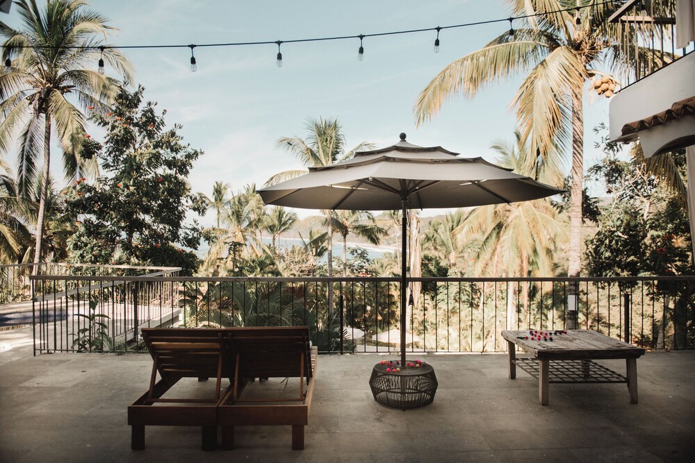 Beach/ocean view