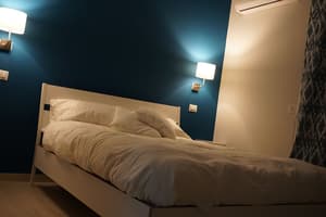 thumbnail: Interior detail
