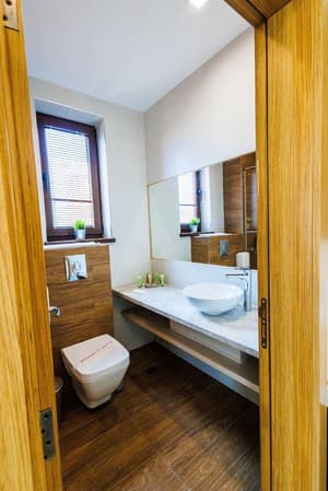 thumbnail: Bathroom