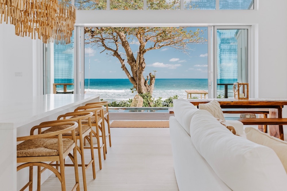 Beach/ocean view