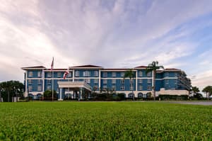 thumbnail: Front of property