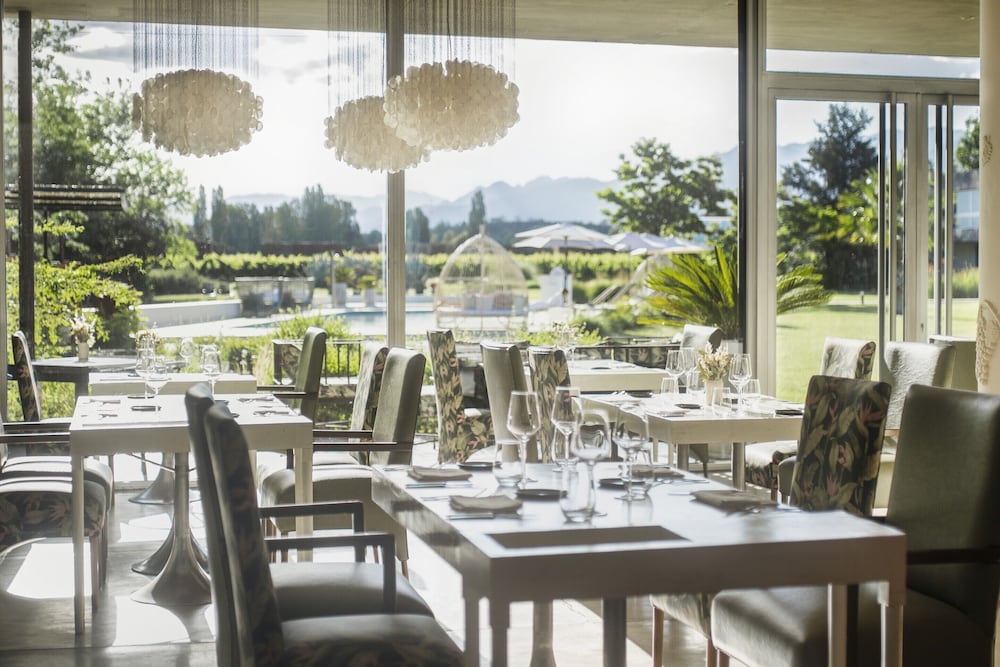 Restaurant-cafeteria