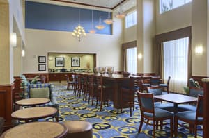 thumbnail: Breakfast area
