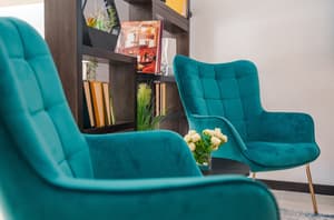 thumbnail: Lobby sitting area